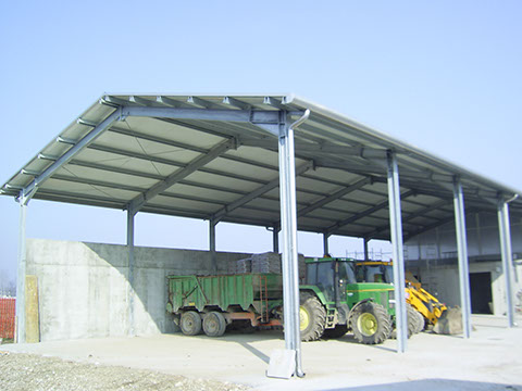 Ricovero Macchine agricole